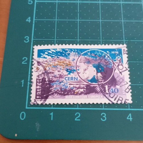 France 1976 CERN Stamp like new