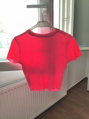 Pink crop top size S