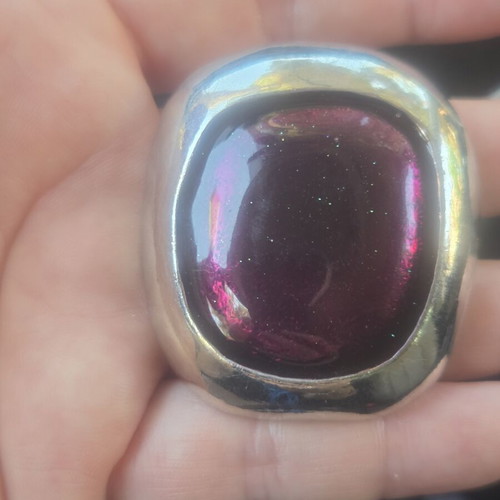 Women's ring with large smooth purple cabochon stone like new
