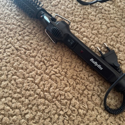 Babyliss Electric Hair Brush for Straightening and Curls like new