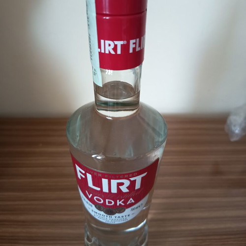 Flirt Vodka 0.7L new