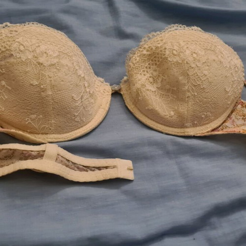 Intimissimi bras like new, pack of 2, sizes 70 75 B