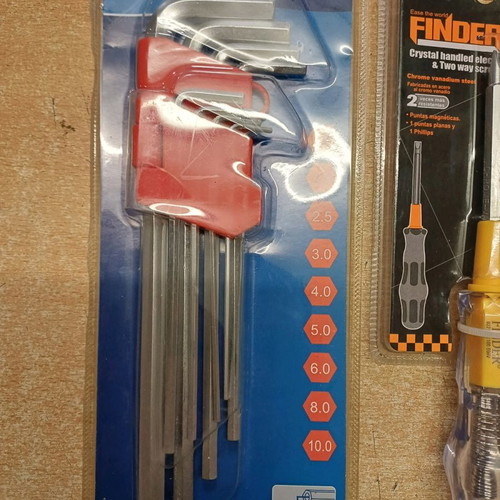 Allen key set with screwdrivers
