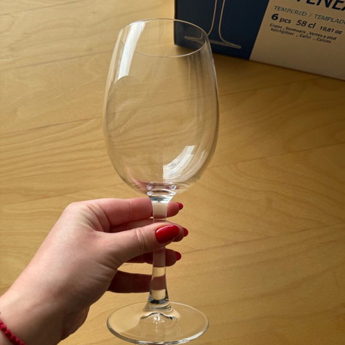 Atenea set of 6 unbreakable 58cl stemmed glasses new