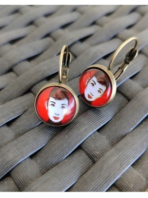 Audrey earrings new with bronze base and 12mm glass