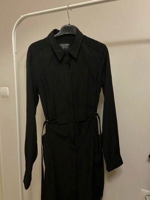 Pink Woman women's dress black size small like new