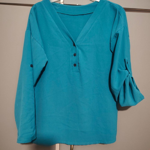 Turquoise shirt blouse new, comfortable fit, size S