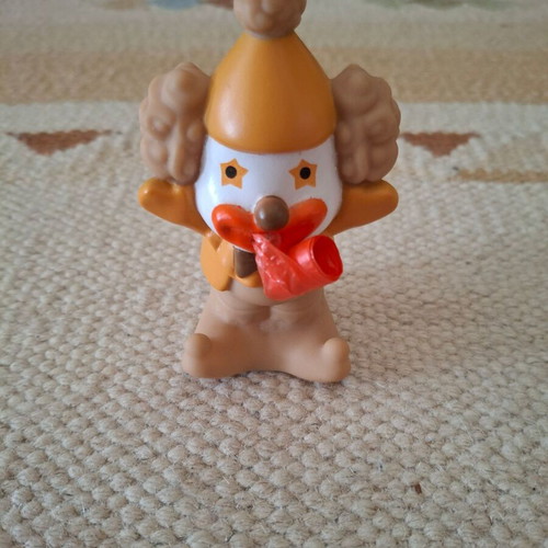 Antistress Clown Toy used with unfolding serpentines