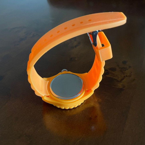 Unisex wristwatch orange with silicone strap new