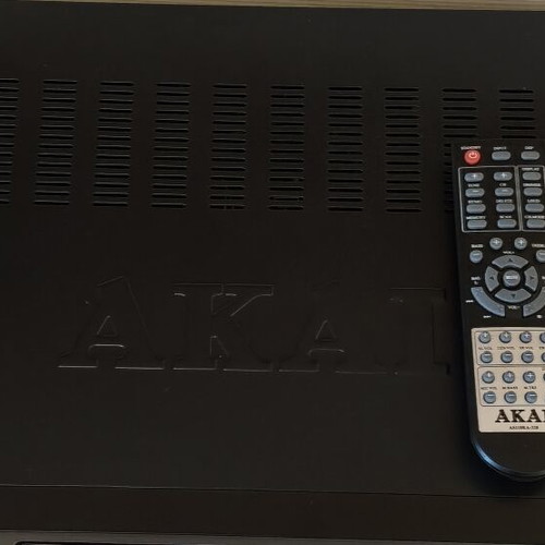 Akai AS110RA-320BT Karaoke Radio Amplifier with Bluetooth and USB like new