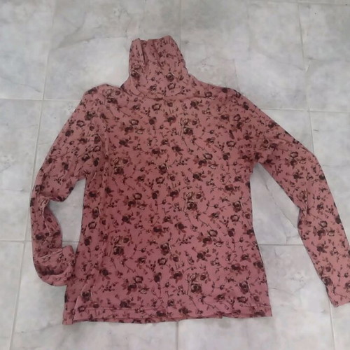 Pink tulle blouse like new, size XL