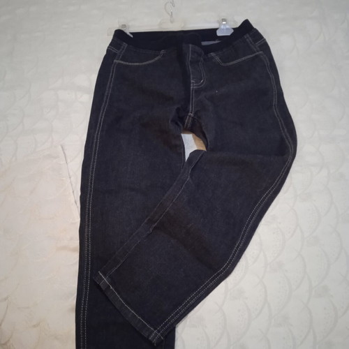Uniqlo jeans size S like new, black with elastic waist