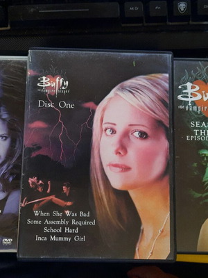 Buffy the Vampire Slayer σεζόν 1-3 DVD μεταχειρισμένο, υπότιτλοι