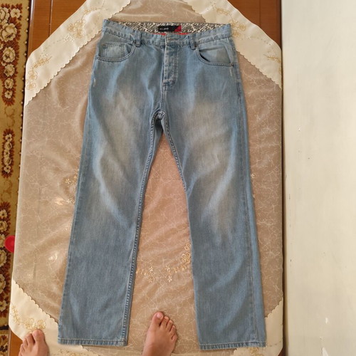 Billabong jeans used, size L, blue, missing first button