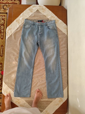 Billabong jeans used, size L, blue, missing first button