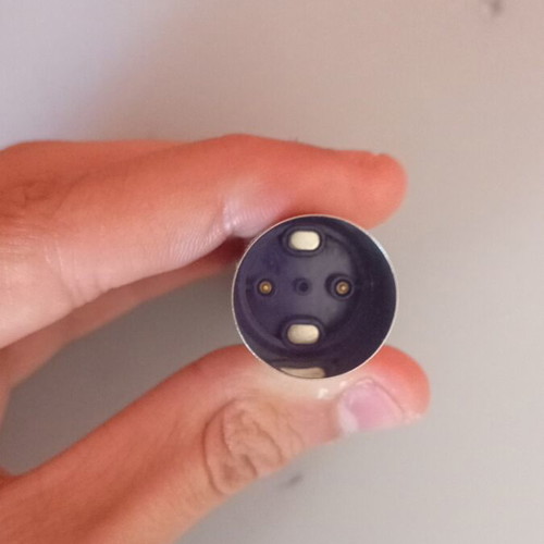 Blu device with lock button like new