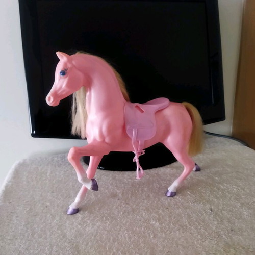 Pink Horse Barbie vintage Mattel in like new condition 27×30 cm