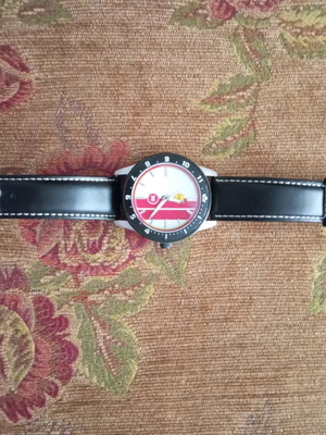 Shell collectible watch functional, needs batteries