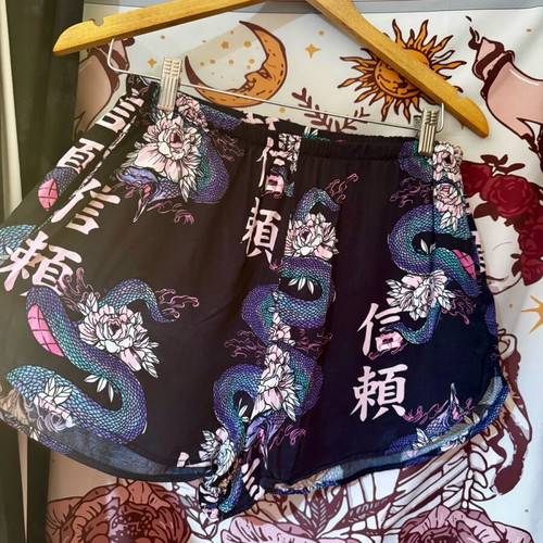 Bershka shorts with Japanese designs, like new, satin fabric