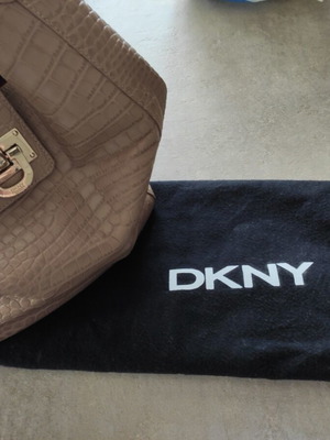 DKNY shoulder bag like new, brown with gold details