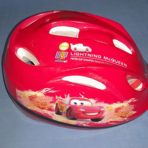 Cars children's bicycle helmet, red with Lightning McQueen design, 51-54 cm