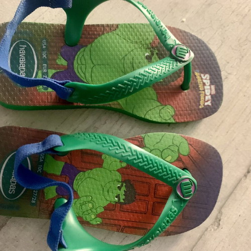 Havaianas Baby Marvel Sandals like new, size 25-26