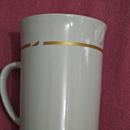 Set of 5 cups new