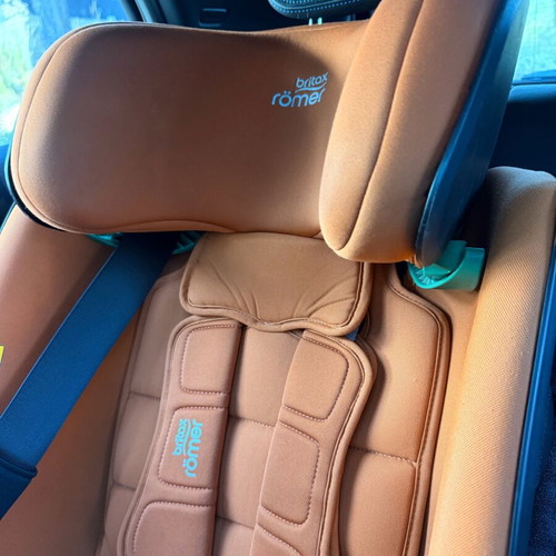 Britax Romer Advansafix Premium Car Seat like new, cognac
