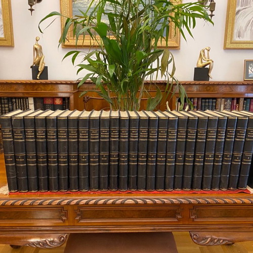 Great Greek Encyclopedia used, 24+4 volumes, leather bound