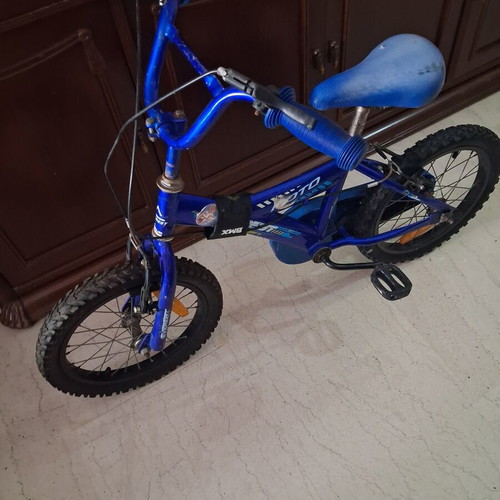 Children's bicycle refurbished, blue