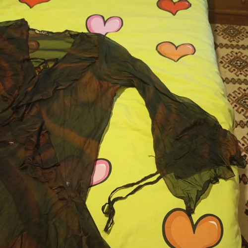 Mat Fashion dress like new, brown with ruffles