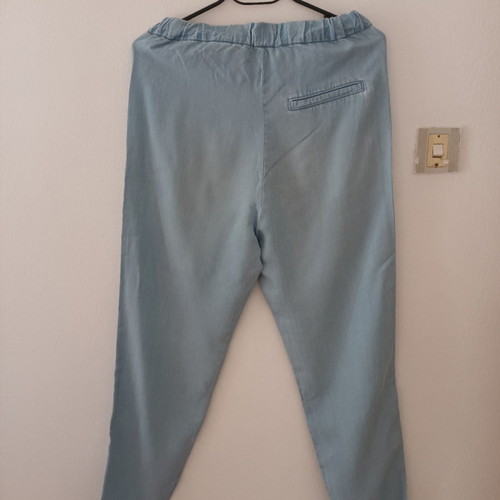 Lightweight pants slightly used