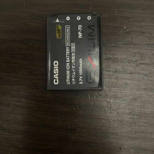 Casio NP-70 rechargeable lithium-ion battery 3.7V 1050mAh like new