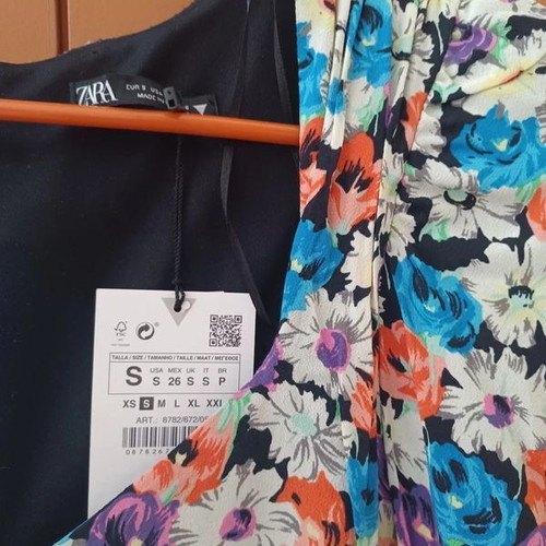 Zara floral dress new, size S