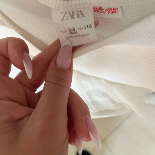 Zara girls' bodysuit like new, white, size 5-6 years