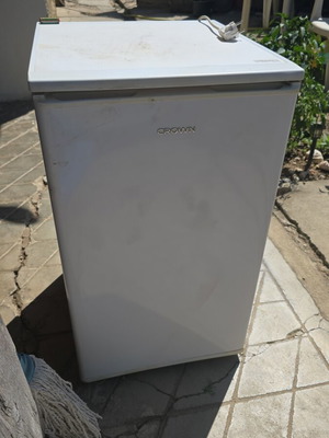 CROWN refrigerator used