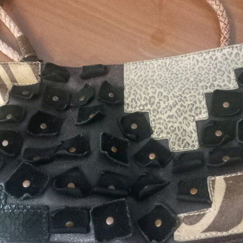Women's leather handbag used, brown color
