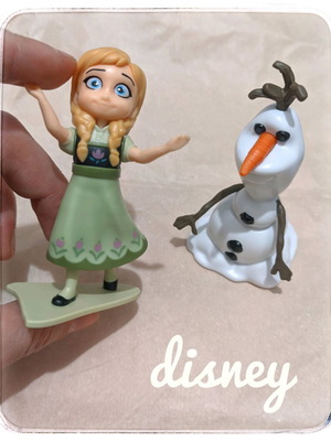 *SALES* 2 figures from the movie Frozen (Disney) Olaf & Anna