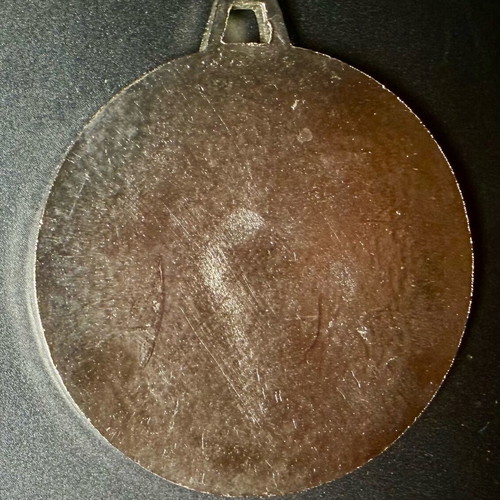 Chess medal like new, silver color 50mm