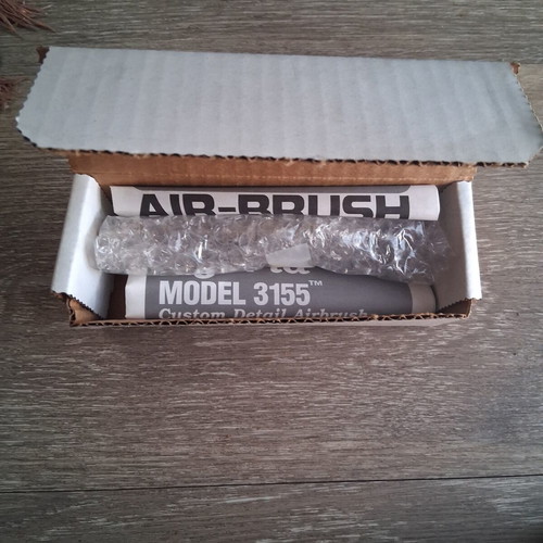 Badger Hybrid Airbrush Model 3155 unused