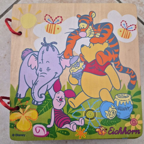 Trefl Mickey Mouse & Friends puzzle 30 pieces used