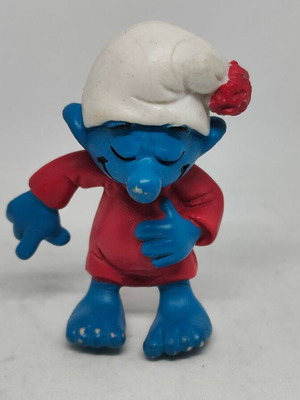 Vintage Smurf Figure 1982 like new, PVC material