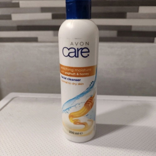 Facial cleanser used very few times