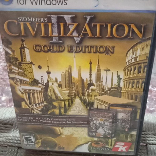 Civilization IV Gold Edition and Beyond the Sword PC game used, 5 discs