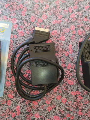 Scart splitters used, set of 3 pieces
