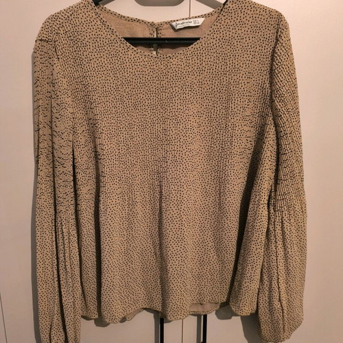 Stradivarius long-sleeve lightweight blouse like new, black and beige
