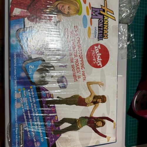 Hannah Montana Twister Moves game like new