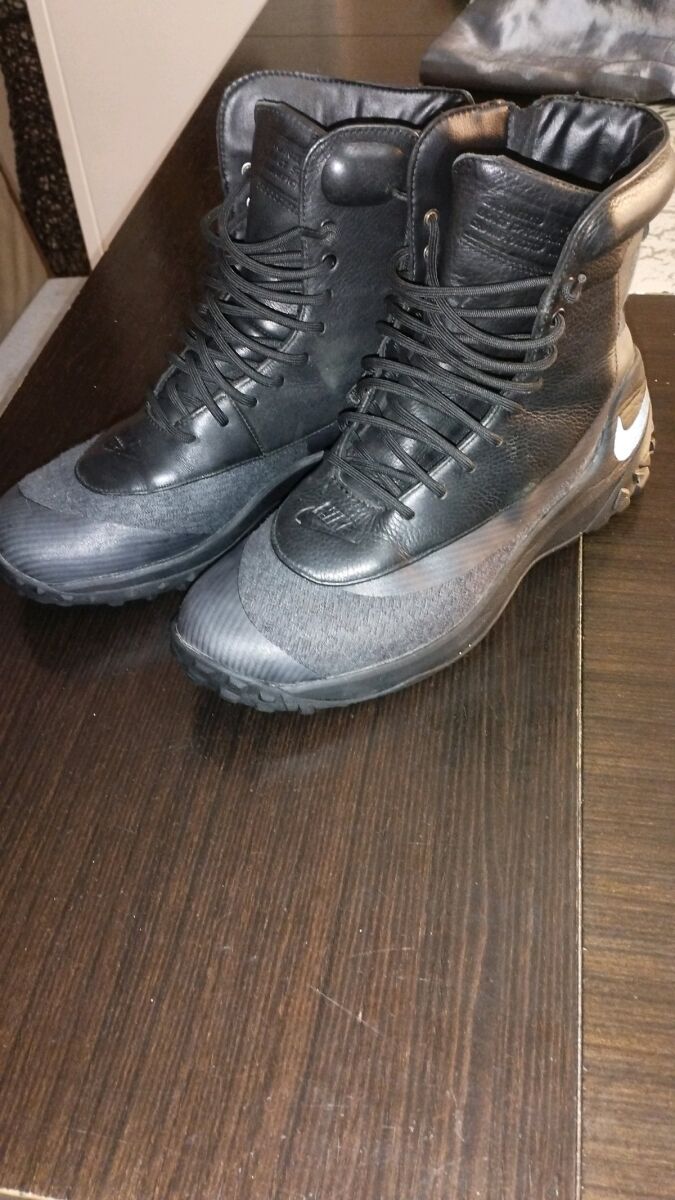 nike kynsi jacquard boot