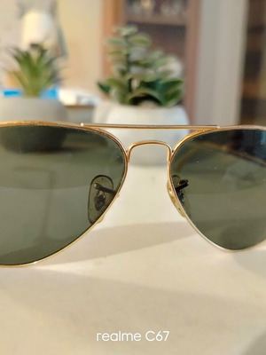 Rayban aviator sunglasses, gold