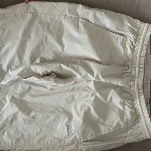Adidas pants like new, very comfortable and airy